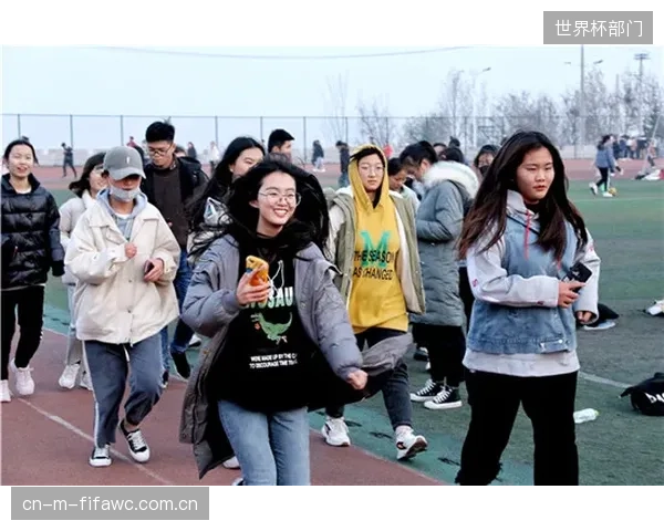 昂贵的TCXO温漂补偿方案真的是基层体育赛事的唯一选择吗？低成本替代方案的技术瓶颈在哪里？